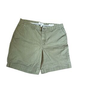 Goodfellow & Co Men’s army Green Shorts Classic Cotton Blend size  32